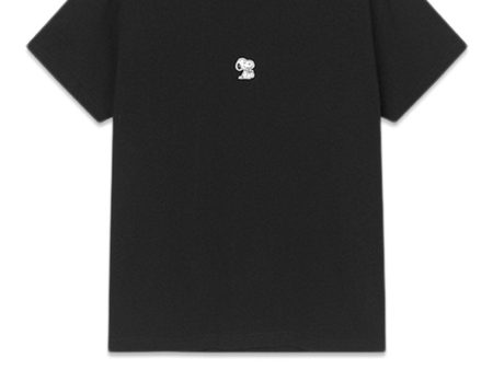 Snoopy sitting T-shirt - Black on Sale